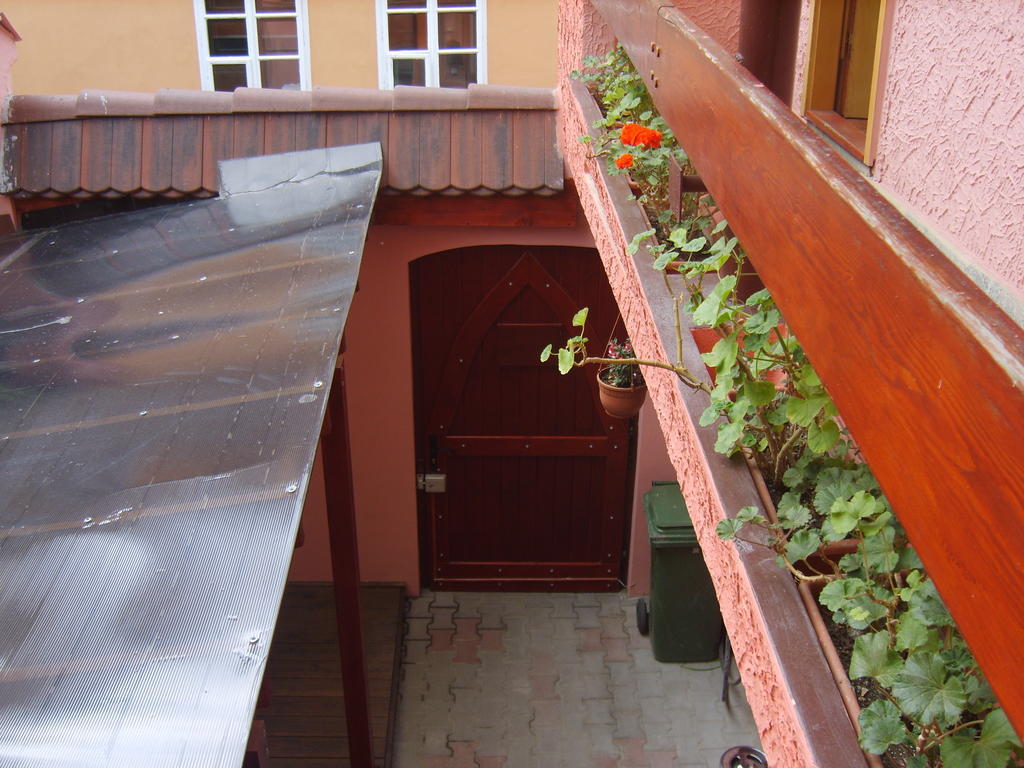 Pensiunea Podul Minciunilor Hermannstadt Exterior foto
